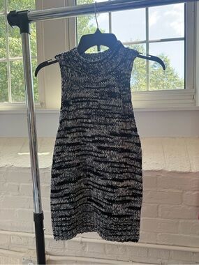 7 For All Mankind Black & White Sleeveless Knit Shift Dress